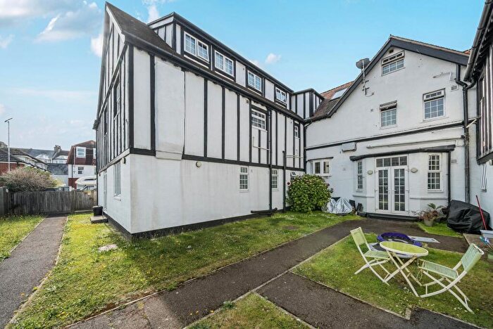 2 Bedroom Flat For Sale In Stocker Road, Bognor Regis, PO21