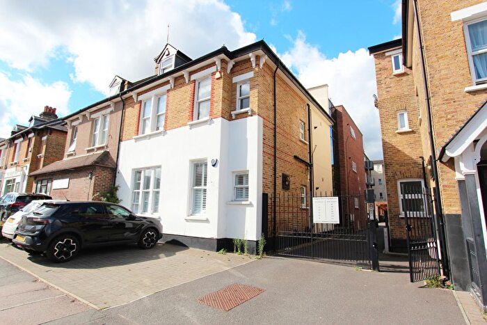 1 Bedroom Flat For Sale In Hatherley Road, Sidcup, Kent, DA14