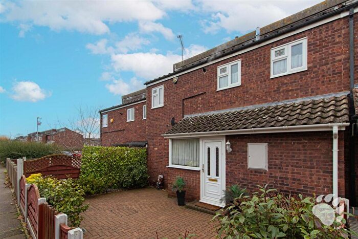 3 Bedroom Terraced House For Sale In Merrylands, Laindon, SS15