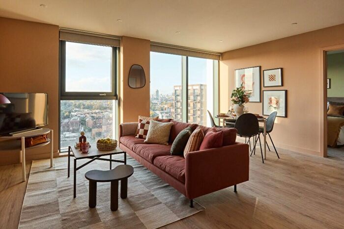 1 Bedroom Flat To Rent In Bale & Anchor Apartment, SE13
