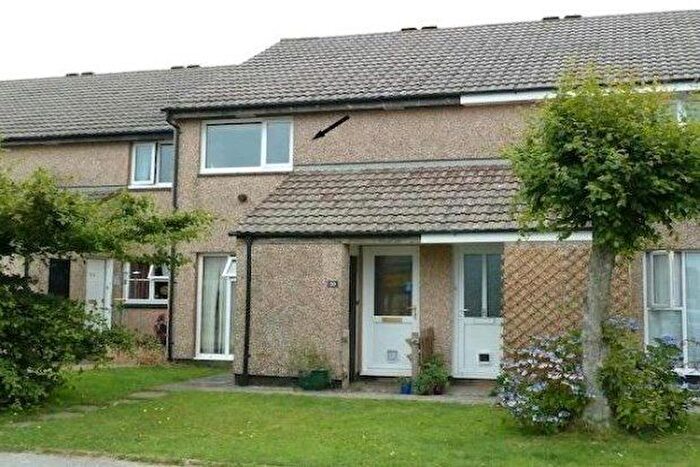 1 Bedroom Flat To Rent In Holly Close, Truro, TR3