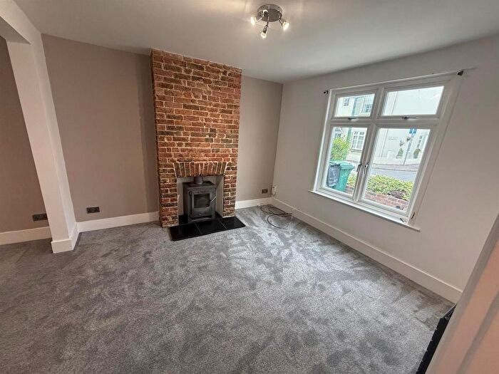 2 Bedroom Terraced House To Rent In Wolseley Road, Portslade, BN41