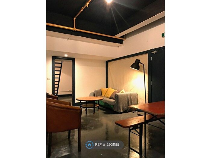 3 Bedroom Flat To Rent In Enterprise House, London, E9