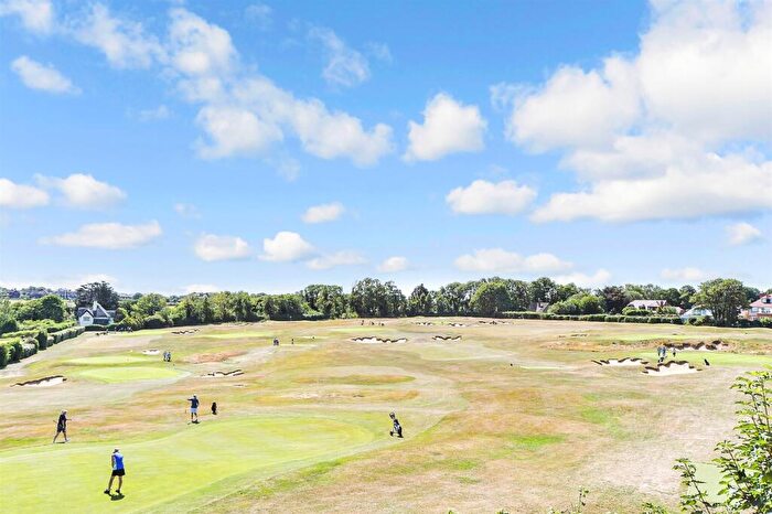 2 Bedroom Flat For Sale In The Fairways, Convent Road, Broadstairs, Kent, CT10