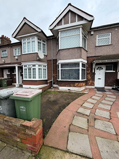 4 Bedroom Terraced House To Rent In High Street South, East Ham, London, E6