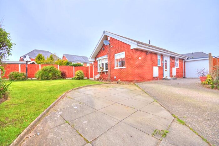 3 Bedroom Detached Bungalow For Sale In Holgate Park, Liverpool, L23