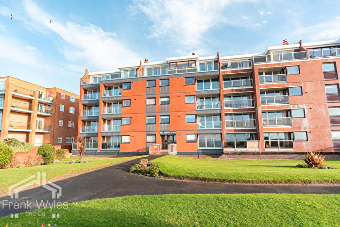 3 Bedroom Flat For Sale In Flat A, Majestic, North Promenade, Lytham St. Annes, Lancashire, FY8