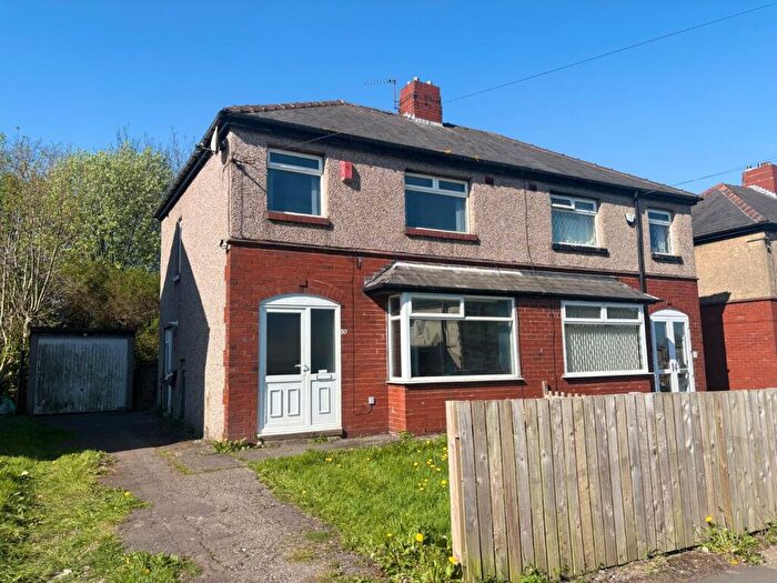 3 Bedroom Semi-Detached House For Sale In St. Margarets Avenue, Holmewood, Bradford, West Yorkshire, BD4