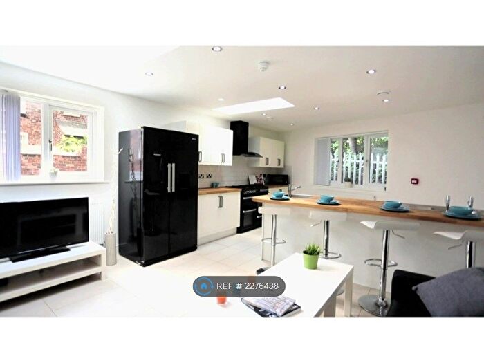 7 Bedroom Detached House To Rent In Stanton Road, Liverpool, L18