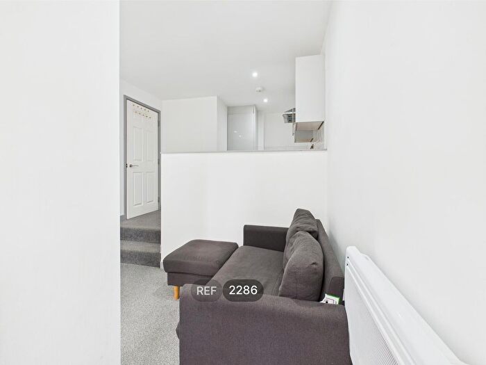 1 Bedroom Flat To Rent In Tivoli House, South Street, HU1