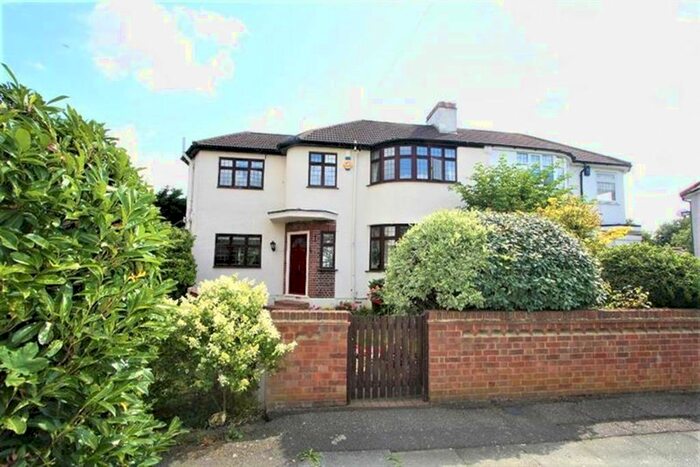 4 Bedroom Semi-Detached House To Rent In Woodside Avenue, Chislehurst, BR7