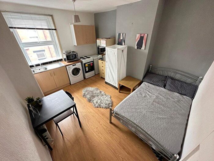 Studio To Rent In Flat, Recreation Terrace, Leeds, LS11