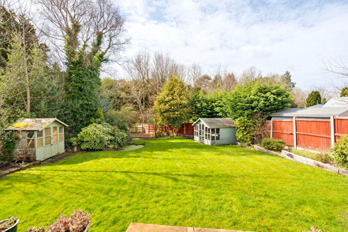 4 Bedroom Detached Bungalow For Sale In Primrose Lane, Glossop, SK13
