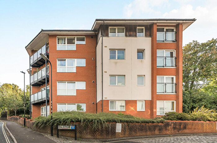 2 Bedroom Flat For Sale In Hill Street, Woolston, Southampton, Hampshire, SO19