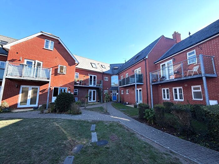 2 Bedroom Flat For Sale In Abbey Court, Meyrick Crescent, Colchester, CO2