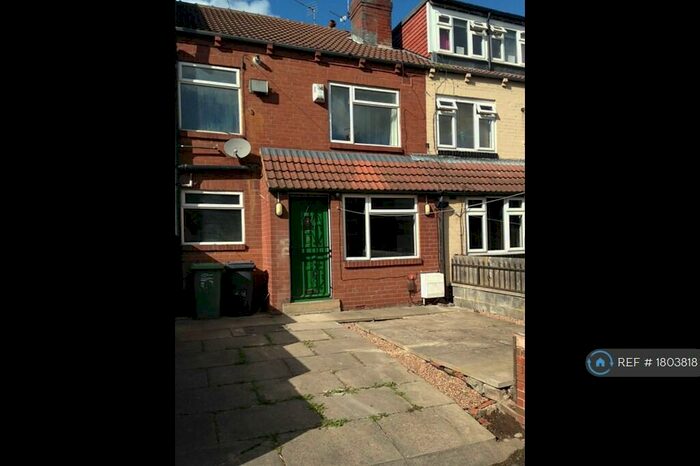 1 Bedroom Terraced House To Rent In Aviary View, Leeds, LS12