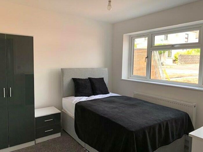 4 Bedroom House To Rent In Mayfield Park South, Bristol, BS16