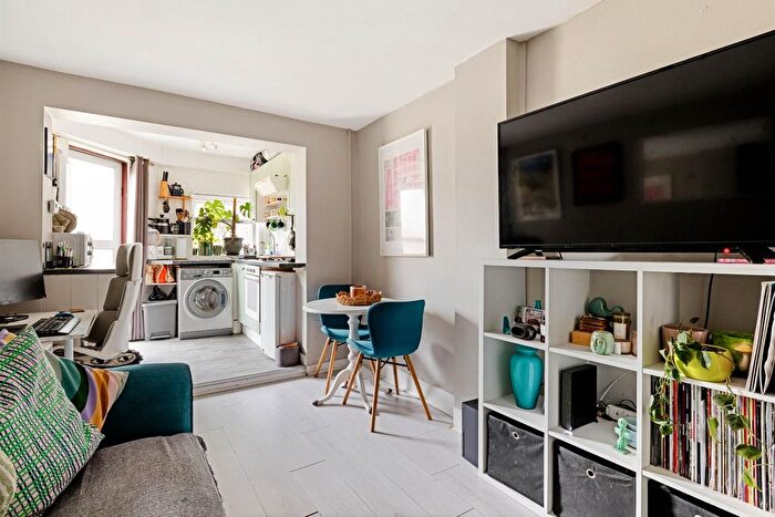 1 Bedroom Flat For Sale In Padua Road, Penge, London, SE20
