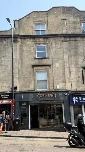 3 Bedroom Maisonette To Rent In Whiteladies Road, Bristol, BS8