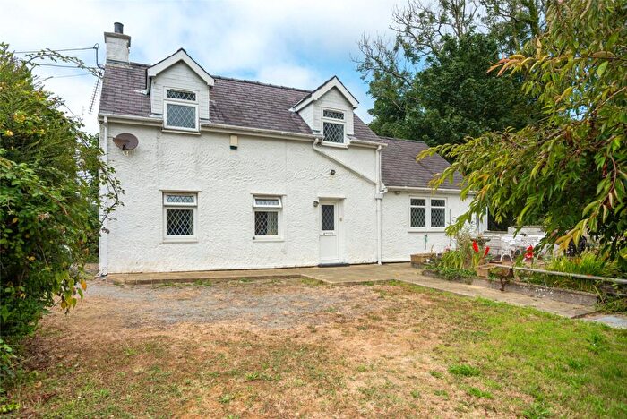 2 Bedroom Detached House For Sale In Llanbedrgoch, Isle Of Anglesey, LL76