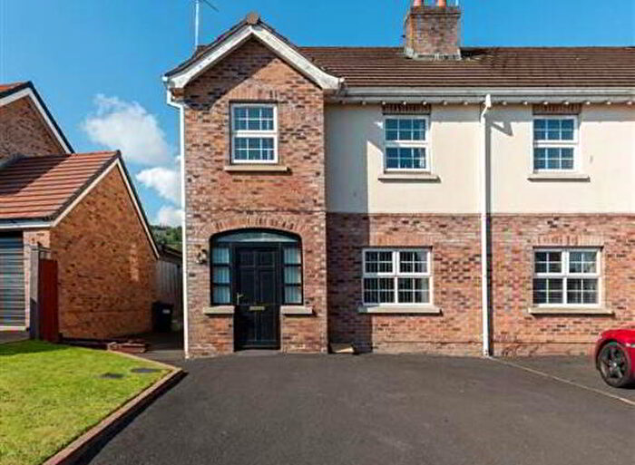3 Bedroom Semi-Detached House For Sale In Mount Eagles Link, Belfast, BT17