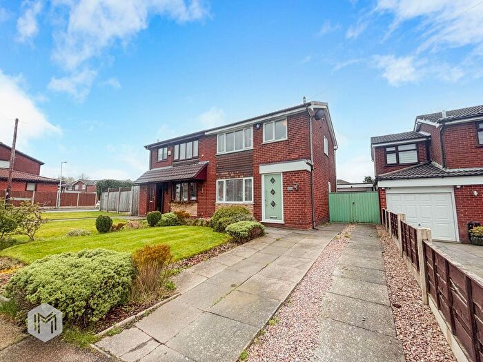 3 Bedroom Semi-Detached House For Sale In Somerton Road, Bolton, BL2