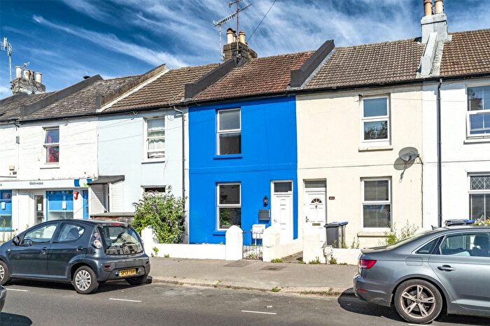 2 Bedroom Terraced House To Rent In Newland Road, Worthing, West Sussex, BN11