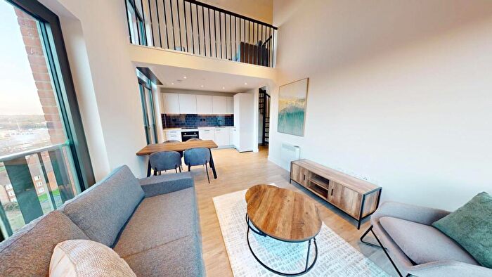 2 Bedroom Apartment To Rent In Belmont Row, Birmingham, B4