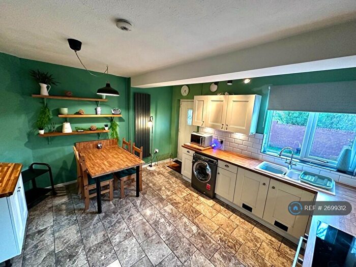 3 Bedroom Terraced House To Rent In Tom Shepley Street, Hyde, SK14