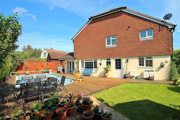 4 Bedroom Semi-Detached House For Sale In Cobham, Surrey, KT11