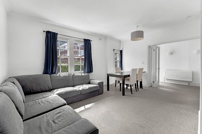 2 Bedroom House To Rent In Merrow Street, Walworth, SE17