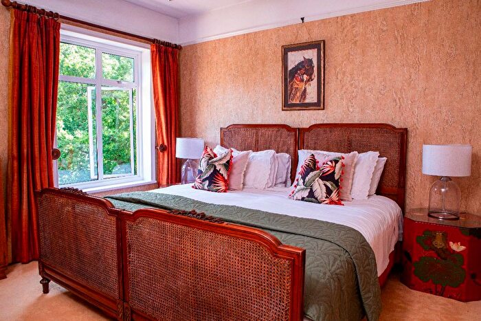 5 Bedroom Detached House For Sale In Tunbridge Wells Road, Mayfield, TN20