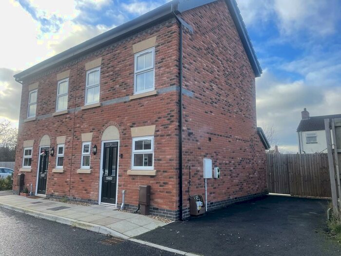 3 Bedroom Semi-Detached House To Rent In Britannia Close, Crewe, Cheshire, CW1