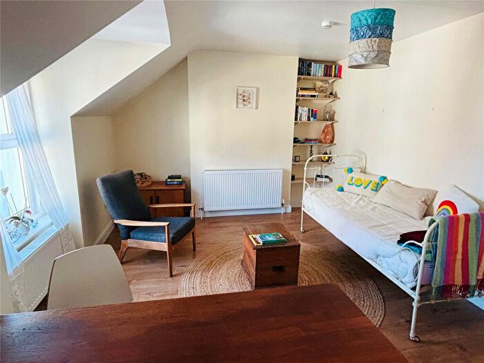 1 Bedroom Flat For Sale In Bodhyfryd Road, Llandudno, Conwy, LL30
