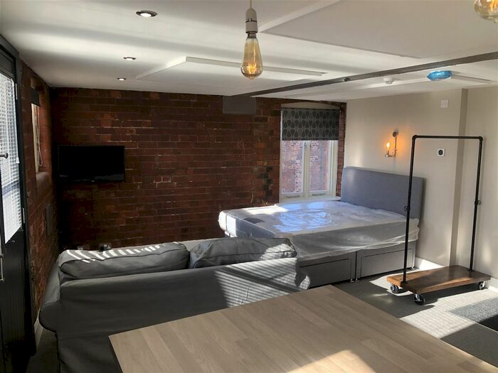 Studio To Rent In Bishop Lane Staithe, Hull, HU1