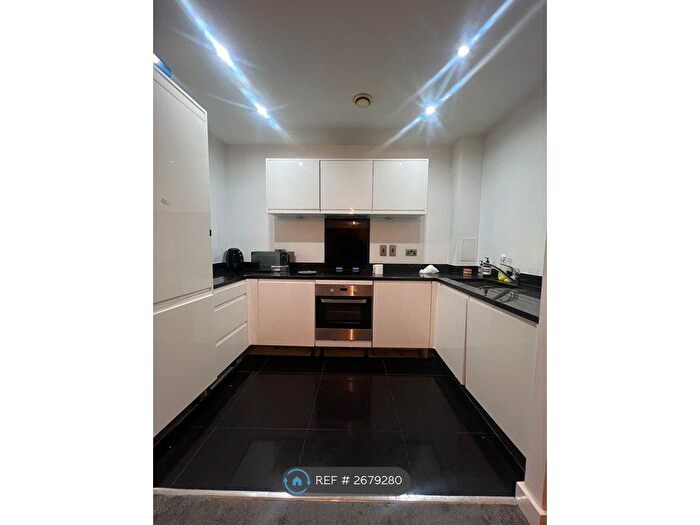 1 Bedroom Flat To Rent In Clarence Avenue, Ilford, IG2
