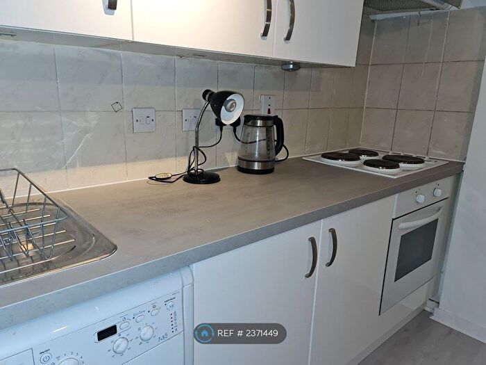 1 Bedroom Flat To Rent In St Georges Road, Feltham, TW13