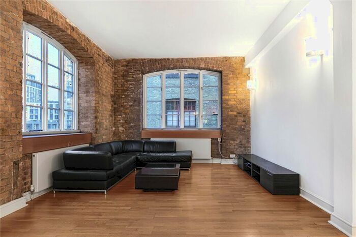 2 Bedroom Apartment To Rent In The Highway, London, E1W