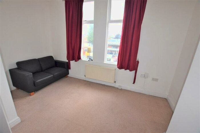 1 Bedroom Apartment To Rent In Barlow Moor Road, Manchester, M21
