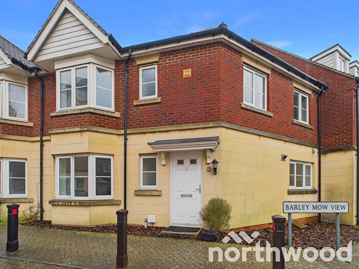 4 Bedroom Terraced House For Sale In Barley Mow View, Repton Park, Ashford, TN23