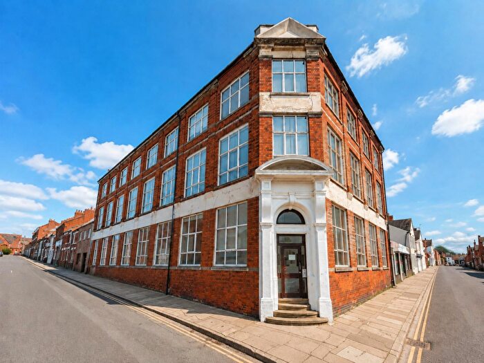 2 Bedroom Apartment For Sale In Artizan Road, Abington, Northampton, NN1