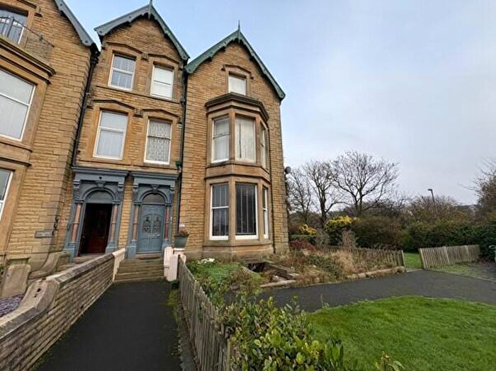 1 Bedroom Apartment To Rent In Clifton Drive North, Lytham St Annes, FY8