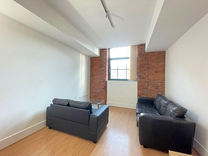 2 Bedroom Apartment To Rent In Macintosh Mill, Cambridge Street, M1