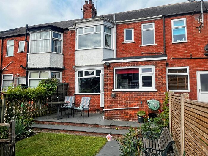 3 Bedroom Terraced House For Sale In Aysgarth Avenue, Kingston Upon Hull, HU6