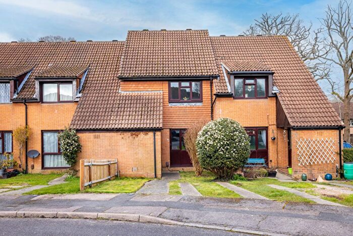 2 Bedroom Terraced House For Sale In Moor Park Crescent, Ifield, RH11