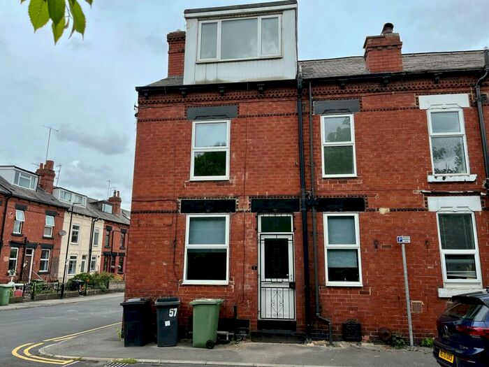 2 Bedroom House To Rent In Eyres Street, Leeds, LS12