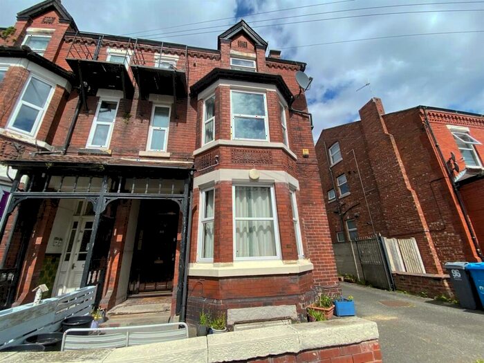 1 Bedroom Flat To Rent In Clarendon Road, Manchester, M16