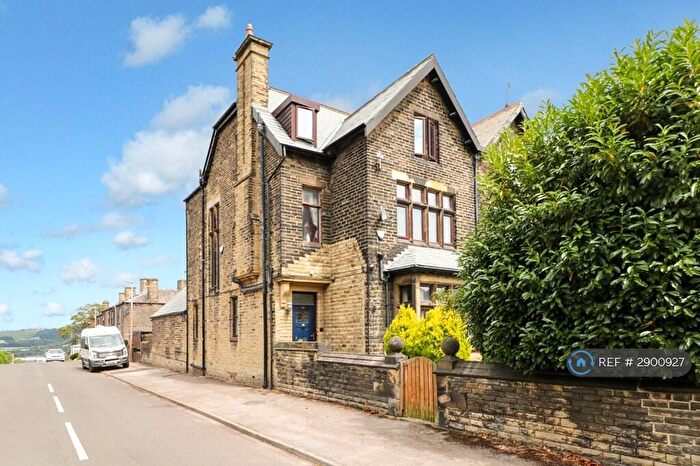 6 Bedroom Semi-Detached House To Rent In Whitcliffe Road, Cleckheaton, BD19
