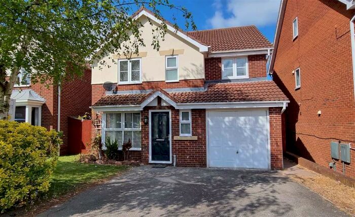 4 Bedroom Detached House To Rent In Caliban Mews, Warwick, CV34