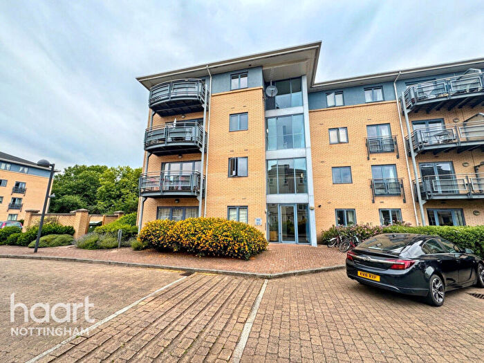 2 Bedroom Apartment For Sale In Castle Quay, NG7
